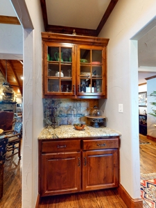 Country Home Property On Lake Fork For Sale Yantis Texas - image 15