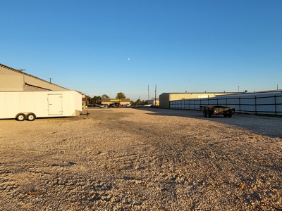 Commercial Building For Sale Paris Texas Lamar County - image 20