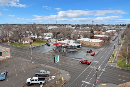Road Runner Pit Stop For Online-Auction Idaho Falls, Idaho - image 24