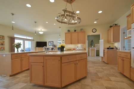 Premier home for sale in and near Latah County, Idaho - image 7