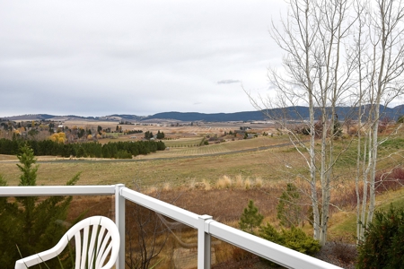 Premier home for sale in and near Latah County, Idaho - image 42