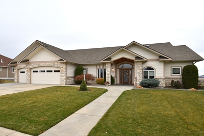 Premier home for sale in and near Latah County, Idaho