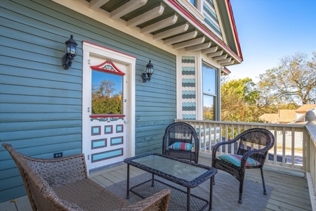 Folk Victorian Treasurer on 2.4 +/- Acres in Bonham, Texas - image 18