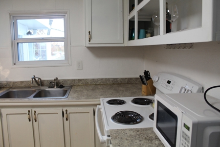 Moblile Home in Rolling Meadows Mobile Home Park Mt Home, AR - image 11