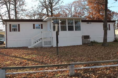 Moblile Home in Rolling Meadows Mobile Home Park Mt Home, AR - image 25