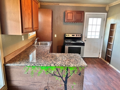 Great Investment or First Time Homebuyer Property - image 14