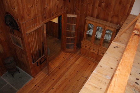 Country Home in Colchester, NY - image 24