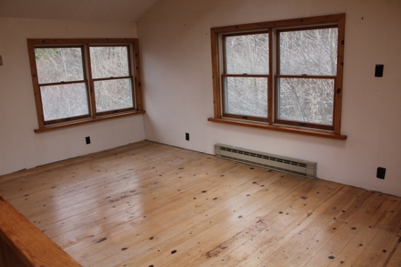 Country Home in Colchester, NY - image 22