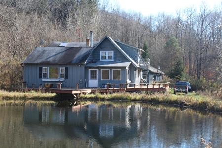 Country Home in Colchester, NY - image 1