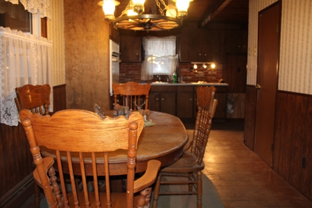 Country Home in Colchester, NY - image 28