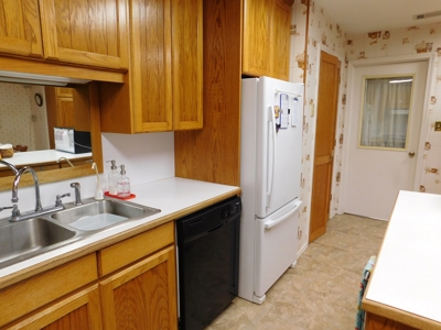 Southeastern Oklahoma, Near Lake Wister, Private Setting - image 31