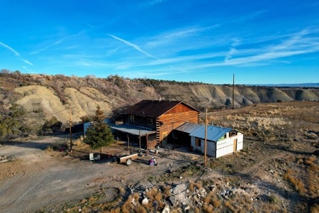 Colorado Country Home with Mountain Views - Fixer Upper - image 1