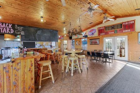 Turn-Key Inn & Restaurant For Sale on Tennessee Golf Course - image 17