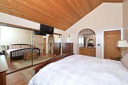 Family & Horse Property in Divide Colorado - image 14