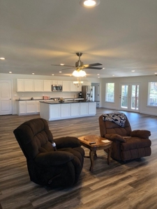 FOR SALE -SOUTHEAST MISSOURI-Country Home in Great Location - image 2