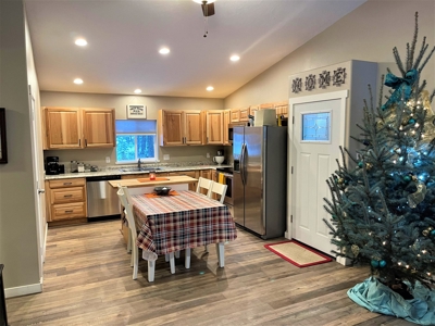 Water Access Montana Home In Noxon For Sale - image 18