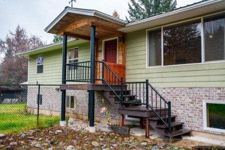 A Spacious Home with Beautiful Cabinet Views - image 2