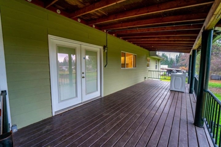 A Spacious Home with Beautiful Cabinet Views - image 5