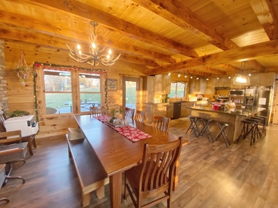 Luxury Log Home For Sale in Southern Iowa with Pasture - image 14