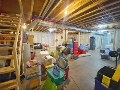 Luxury Log Home For Sale in Southern Iowa with Pasture - image 36
