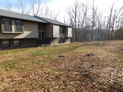 Spacious Home with Country Setting For Sale Harrison Ar - image 32