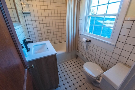 Beautiful Home for Sale in Christiansburg VA - image 26