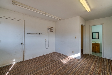 Home For Sale In Elk City, Oklahoma - image 39