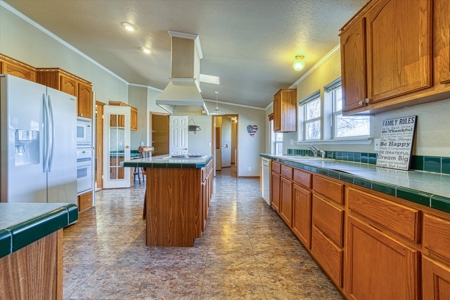 Home For Sale In Elk City, Oklahoma - image 19