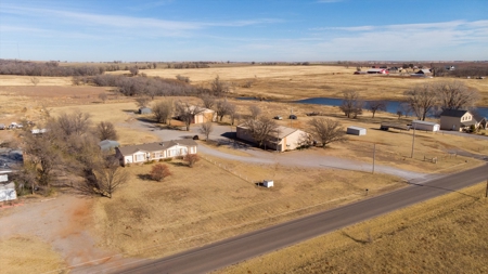 Home For Sale In Elk City, Oklahoma - image 1