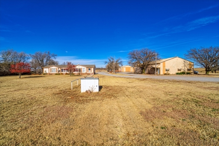 Home For Sale In Elk City, Oklahoma - image 3