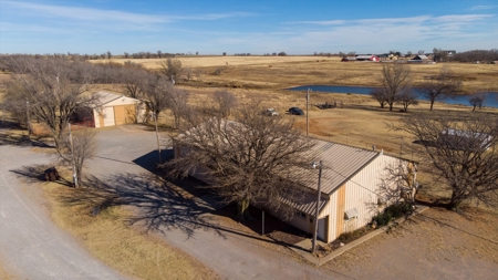 Home For Sale In Elk City, Oklahoma - image 2