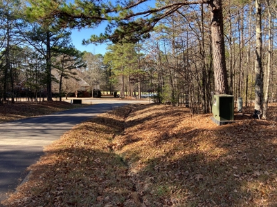 Residential Lot For Sale near Mountain Ranch Golf Course - image 2