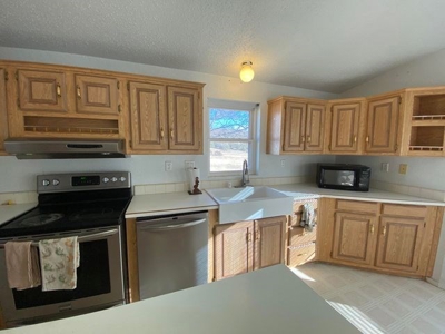 Edgewood, New Mexico 3 bedroom/ 2 bath home on 1.5 Acres! - image 12