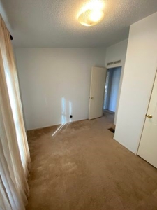Edgewood, New Mexico 3 bedroom/ 2 bath home on 1.5 Acres! - image 28