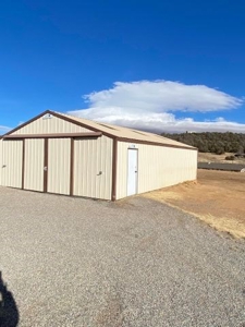 Edgewood, New Mexico 3 bedroom/ 2 bath home on 1.5 Acres! - image 45