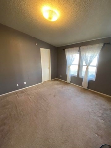 Edgewood, New Mexico 3 bedroom/ 2 bath home on 1.5 Acres! - image 16