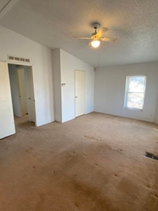 Edgewood, New Mexico 3 bedroom/ 2 bath home on 1.5 Acres! - image 20