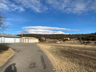 Edgewood, New Mexico 3 bedroom/ 2 bath home on 1.5 Acres! - image 39