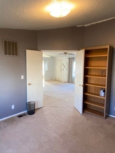 Edgewood, New Mexico 3 bedroom/ 2 bath home on 1.5 Acres! - image 18