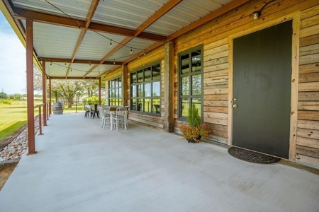 Winery & Vineyard For Sale In Texas - image 36