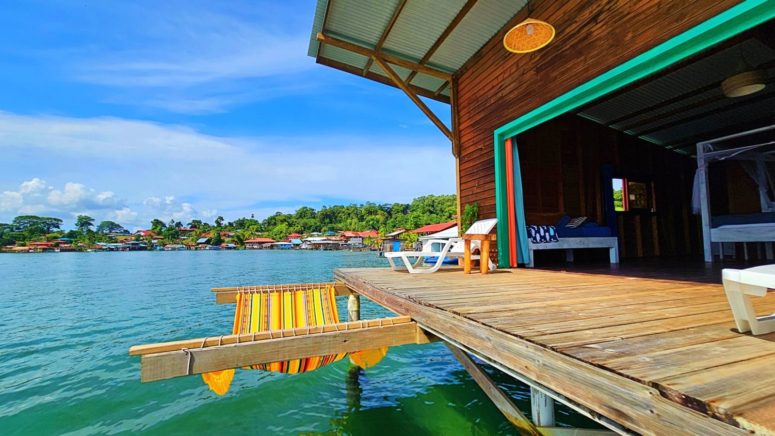 Turnkey Overwater Bungalow Business + Restaurant — Old Bank, Isla Bastimentos - 9