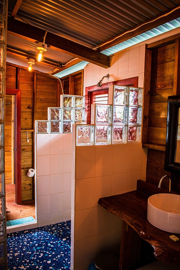 Turnkey Overwater Bungalow Business + Restaurant — Old Bank, Isla Bastimentos - 18