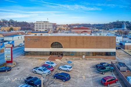 Commercial Investment Property For Sale in Harrison Arkansas - image 5