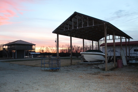 Tn River View Home For Sale In Hardin Co Tn - image 43
