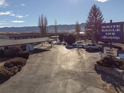 Family Owned AAA Approved Inn For Sale in Cortez, CO! - image 2