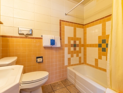 Family Owned AAA Approved Inn For Sale in Cortez, CO! - image 22