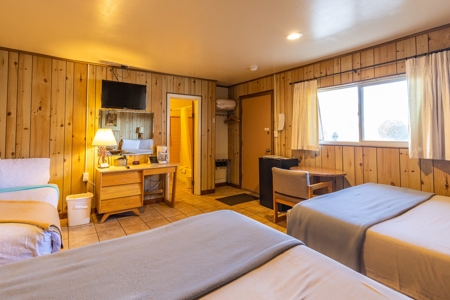 Family Owned AAA Approved Inn For Sale in Cortez, CO! - image 24