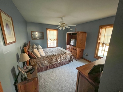 Country Home on 5 Acres Outside of Carlinville Illinois - image 22