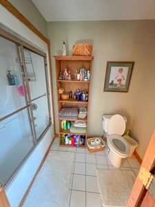 Country Home on 5 Acres Outside of Carlinville Illinois - image 31