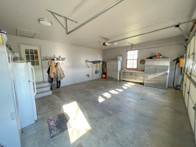 Country Home on 5 Acres Outside of Carlinville Illinois - image 8